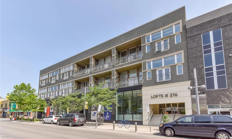 213-276 King Street W