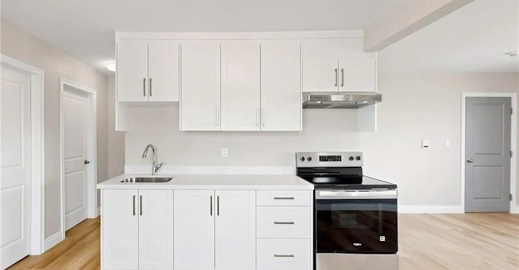 71 Sanford Avenue S, Hamilton, ON, L8M 2G7 - 7