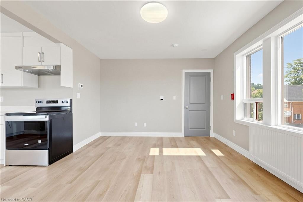 71 Sanford Avenue S, Hamilton, ON, L8M 2G7 - 4