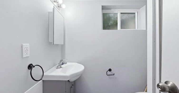 Room 1-84 Ewen Road, Hamilton, ON, L8S 3C5 - 18