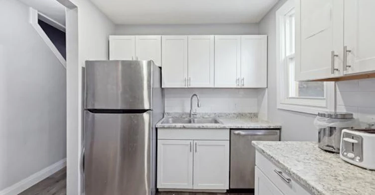 Room 1-84 Ewen Road, Hamilton, ON, L8S 3C5 - 10