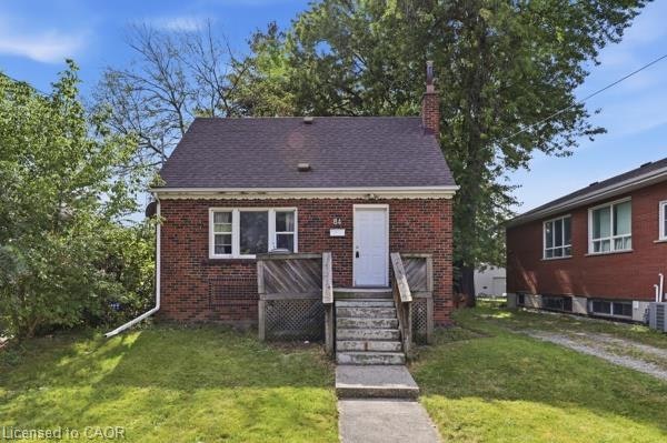 Room 1-84 Ewen Road, Hamilton, ON, L8S 3C5