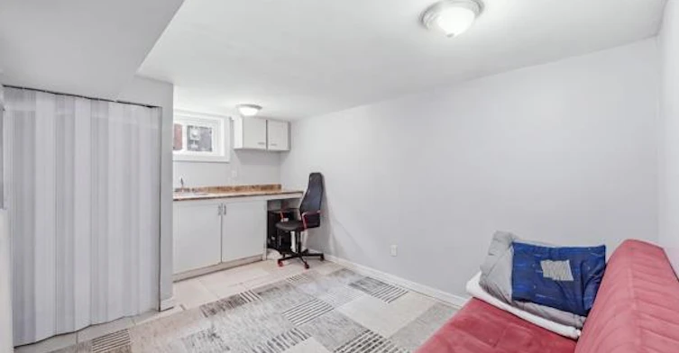Room 1-84 Ewen Road, Hamilton, ON, L8S 3C5 - 21