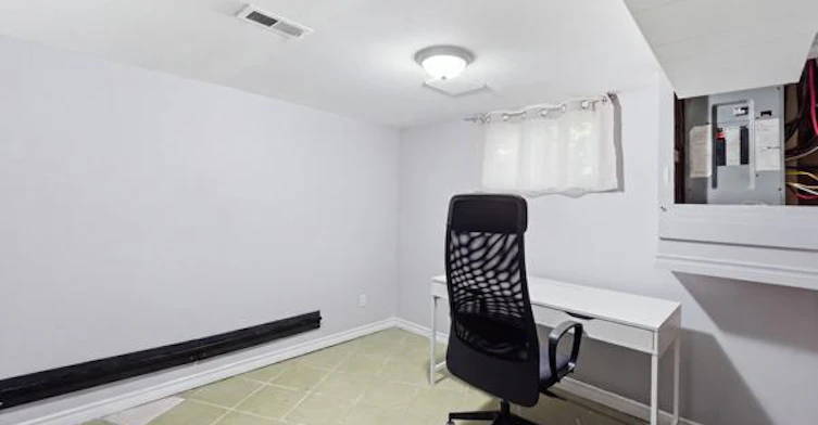 Room 1-84 Ewen Road, Hamilton, ON, L8S 3C5 - 12