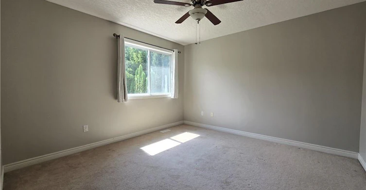 555 Grasslands Court, Waterloo, ON, N2V 2R5 - 11