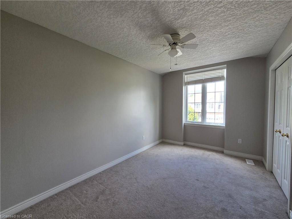 555 Grasslands Court, Waterloo, ON, N2V 2R5 - 16