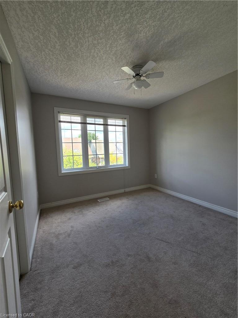 555 Grasslands Court, Waterloo, ON, N2V 2R5 - 14