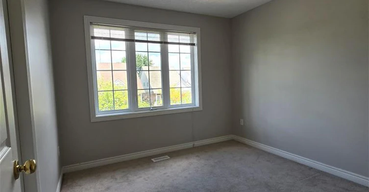 555 Grasslands Court, Waterloo, ON, N2V 2R5 - 14