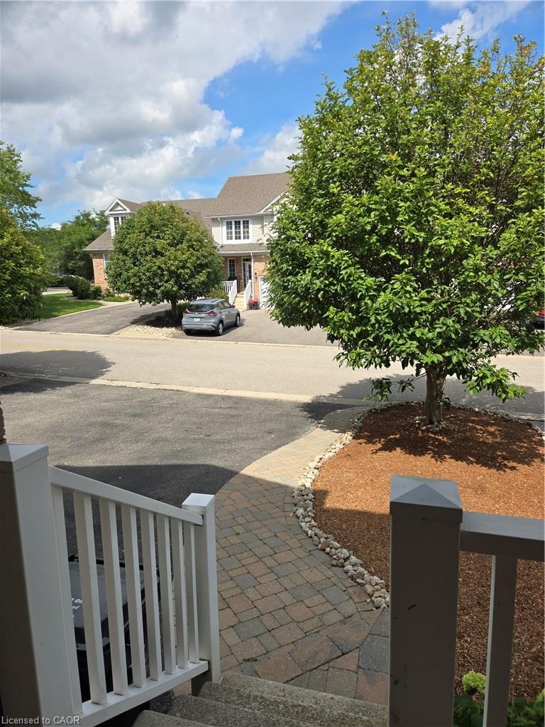 555 Grasslands Court, Waterloo, ON, N2V 2R5 - 2