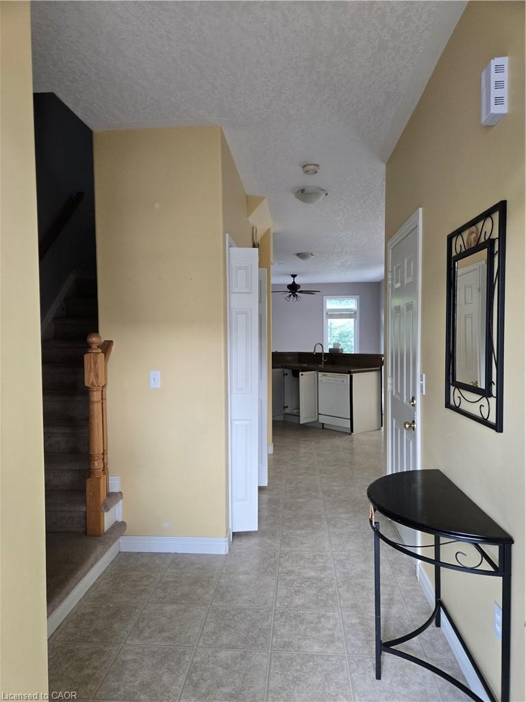 555 Grasslands Court, Waterloo, ON, N2V 2R5 - 9
