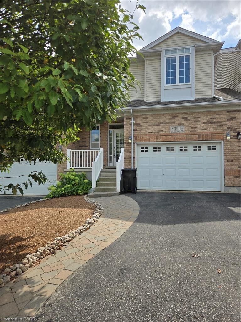 555 Grasslands Court, Waterloo, ON, N2V 2R5