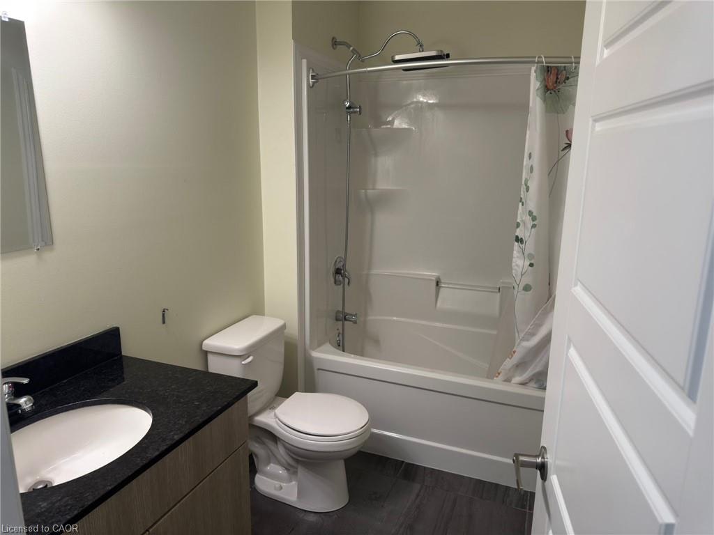 21B-1430 Highland Road W, Kitchener, ON, N2N 0C3 - 11