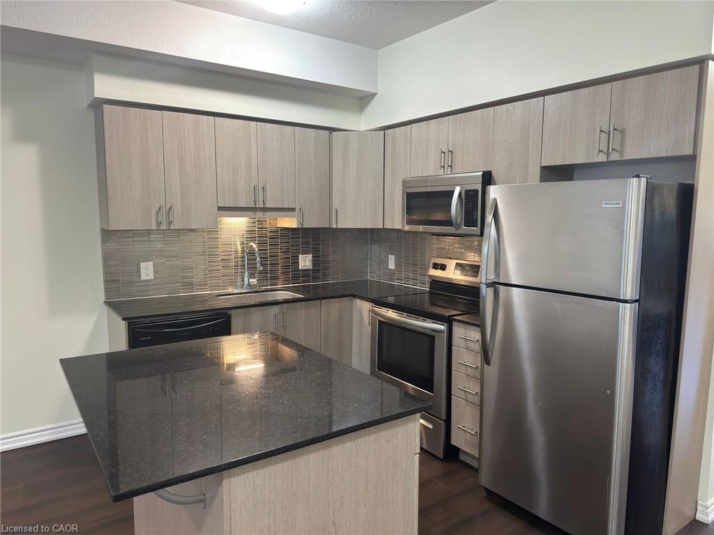 21B-1430 Highland Road W, Kitchener, ON, N2N 0C3 - 4
