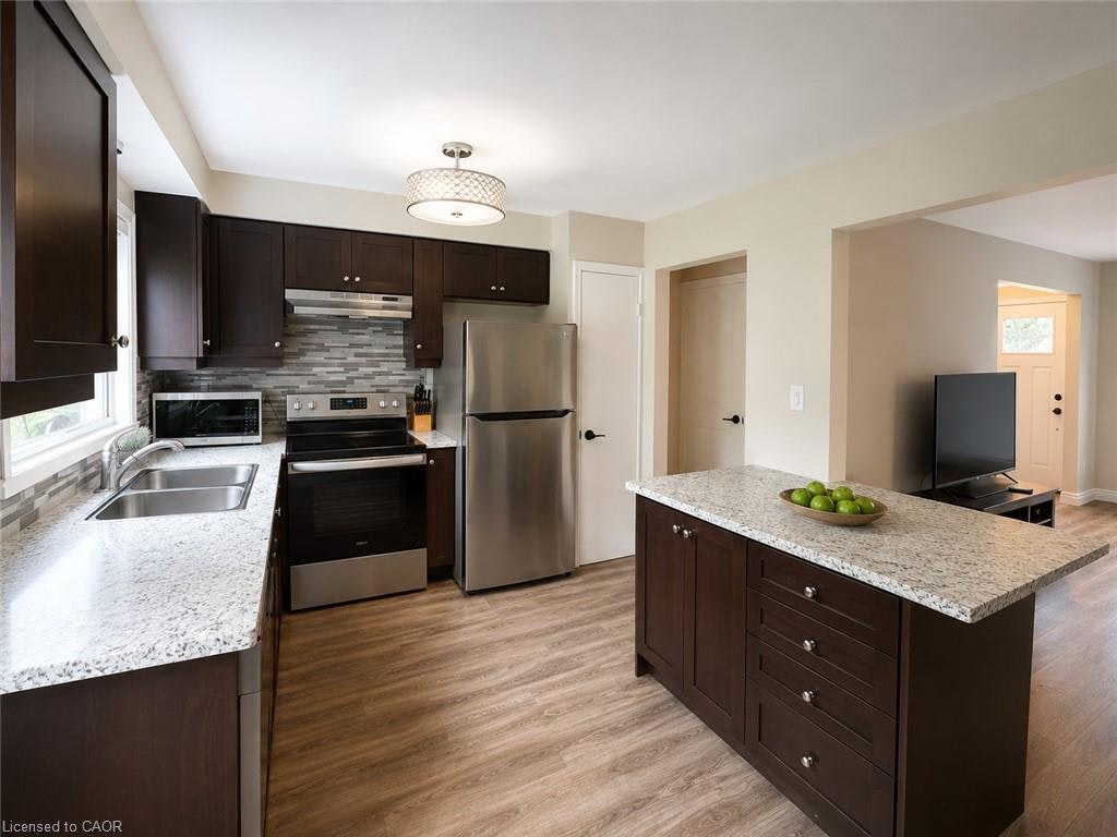 1439 Leighland Road, Burlington, ON, L7R 3S6 - 4