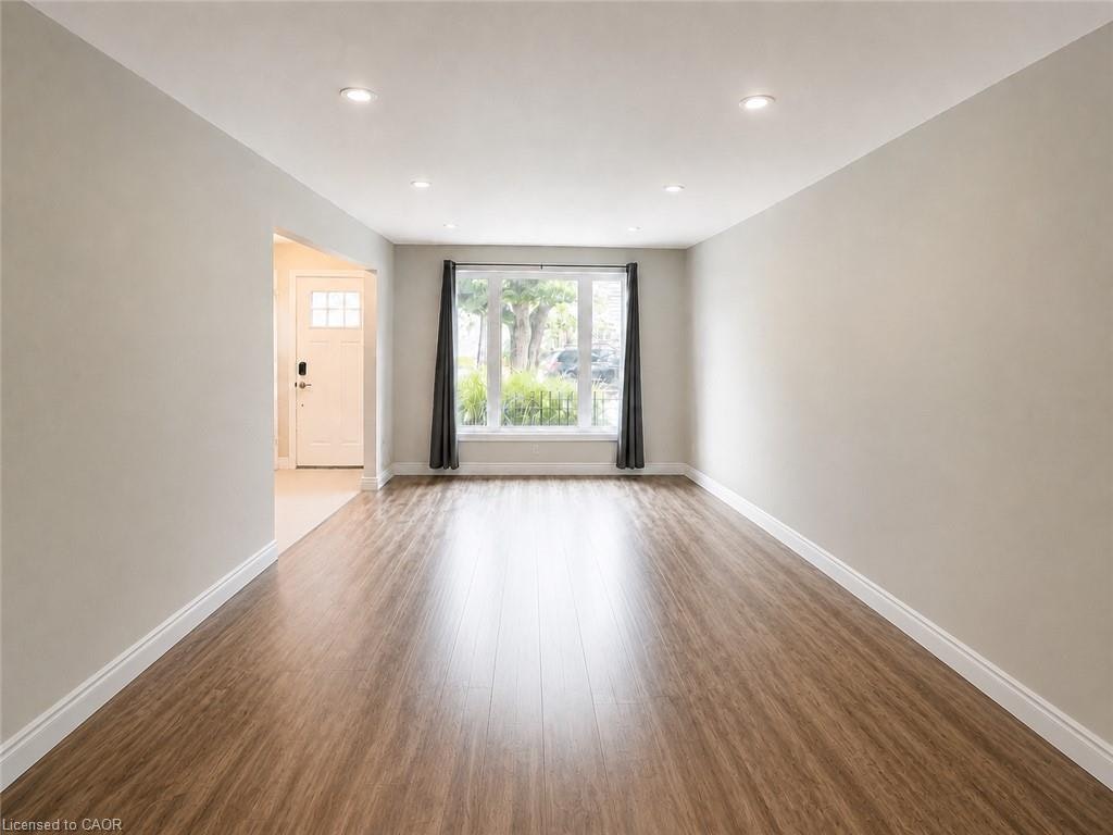 1439 Leighland Road, Burlington, ON, L7R 3S6 - 6