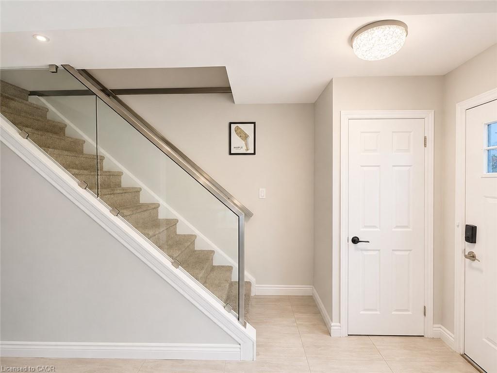 1439 Leighland Road, Burlington, ON, L7R 3S6 - 2