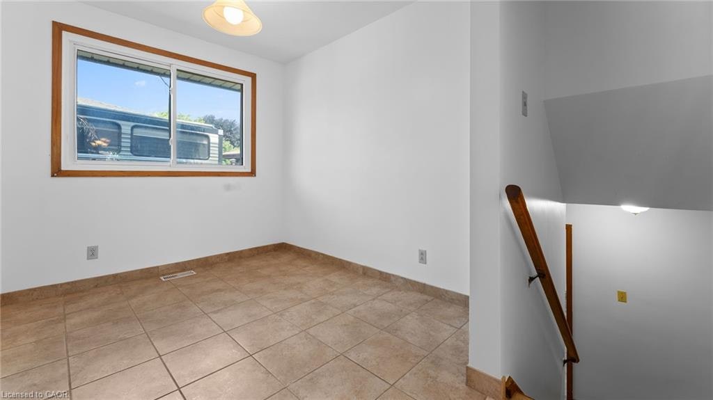 84 Tyrone Drive, Hamilton, ON, L9C 2M7 - 13