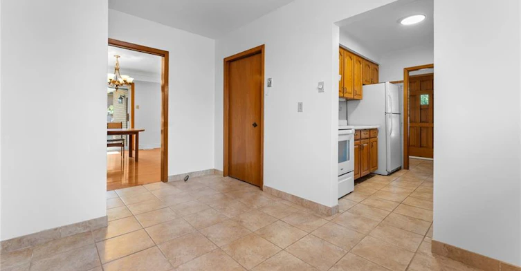 84 Tyrone Drive, Hamilton, ON, L9C 2M7 - 12