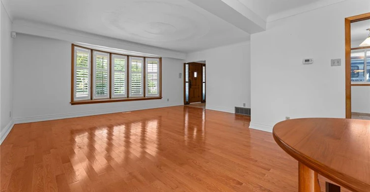 84 Tyrone Drive, Hamilton, ON, L9C 2M7 - 8