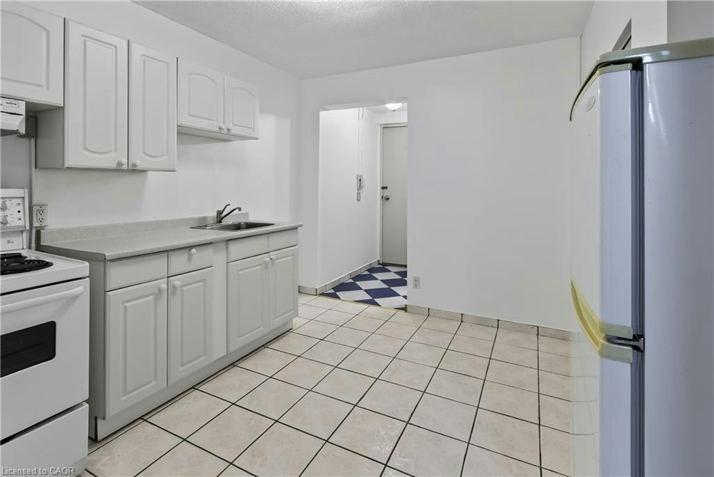 492 Kerr Street, Oakville, ON, L6K 3C5 - 3