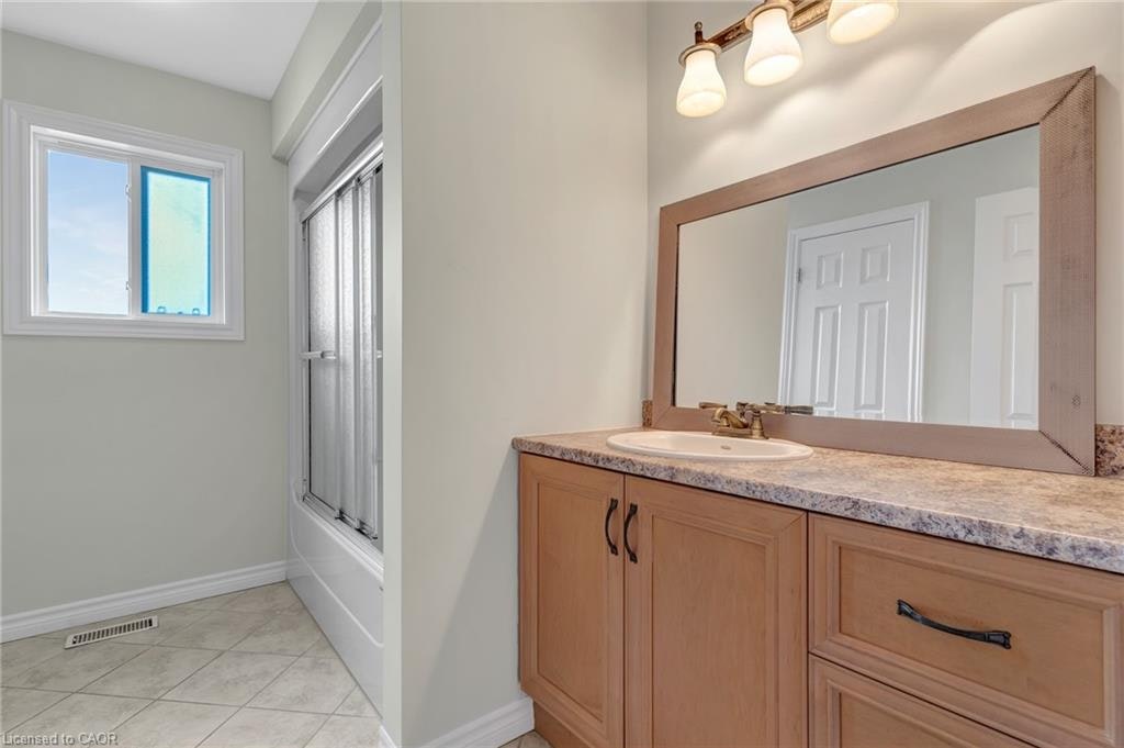 121 Crumlin Lane, Hamilton, ON, L8B 1A5 - 30