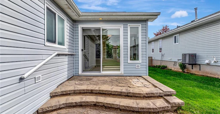 121 Crumlin Lane, Hamilton, ON, L8B 1A5 - 35