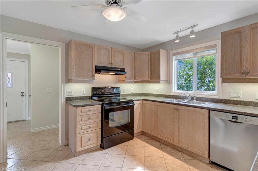 121 Crumlin Lane, Hamilton, ON, L8B 1A5 - 12
