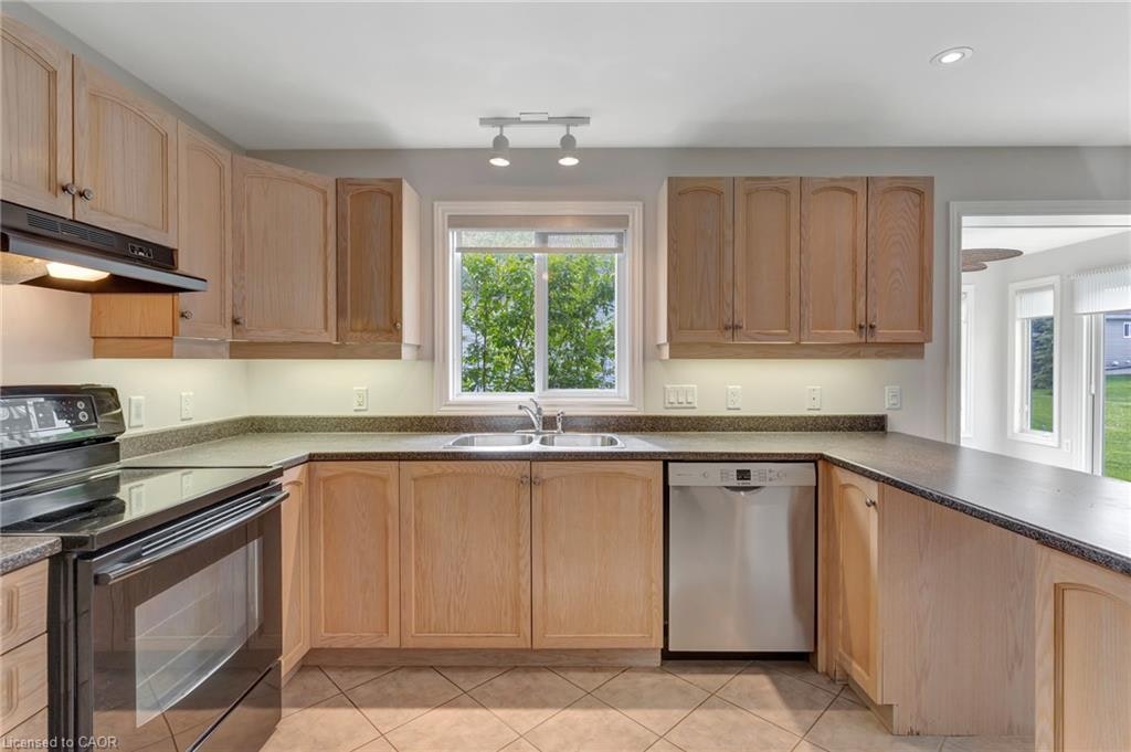 121 Crumlin Lane, Hamilton, ON, L8B 1A5 - 13