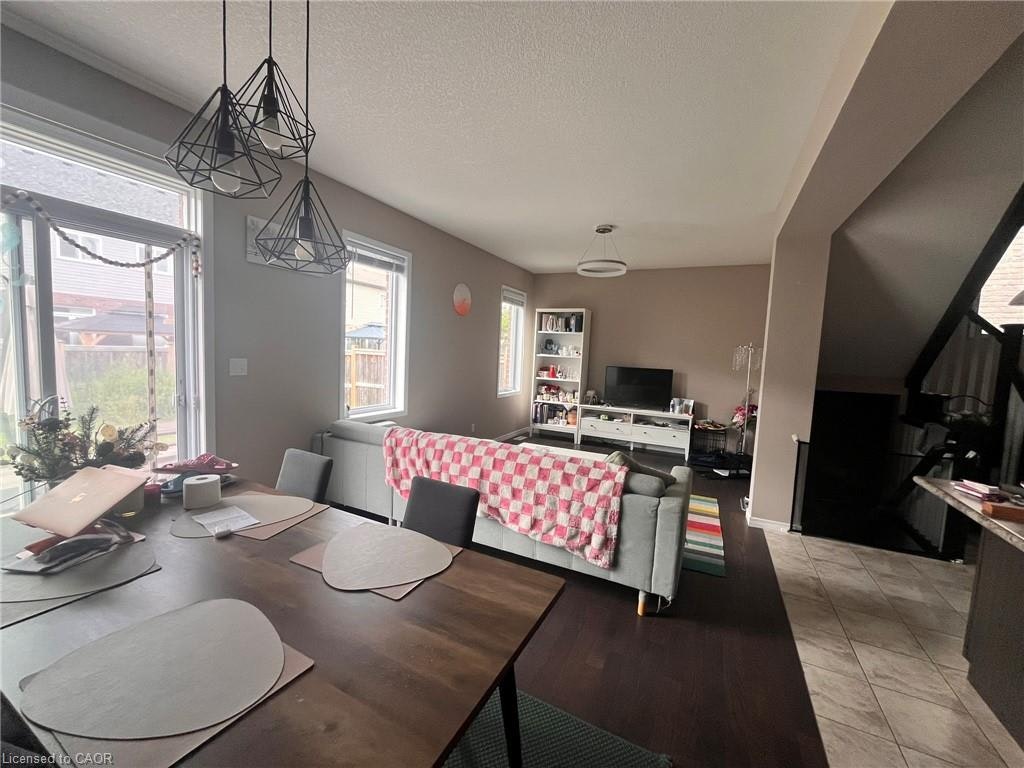 298 Buttonbush Street, Waterloo, ON, N2V 0B2 - 3