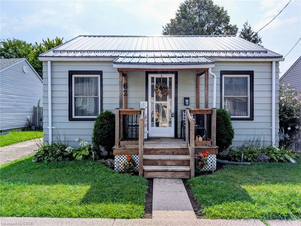 62 Ninth Avenue, Brantford, ON, N3S 1E4
