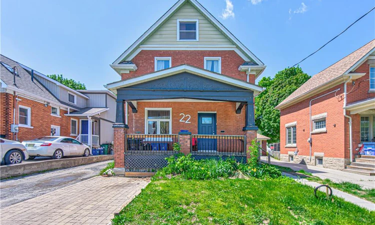 22 Herlan Avenue