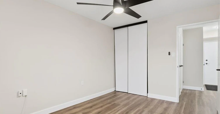303-18 Mall Road, Hamilton, ON, L8V 4V4 - 19