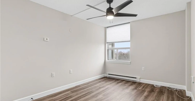 303-18 Mall Road, Hamilton, ON, L8V 4V4 - 21
