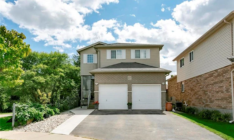 107 Glencliffe Court