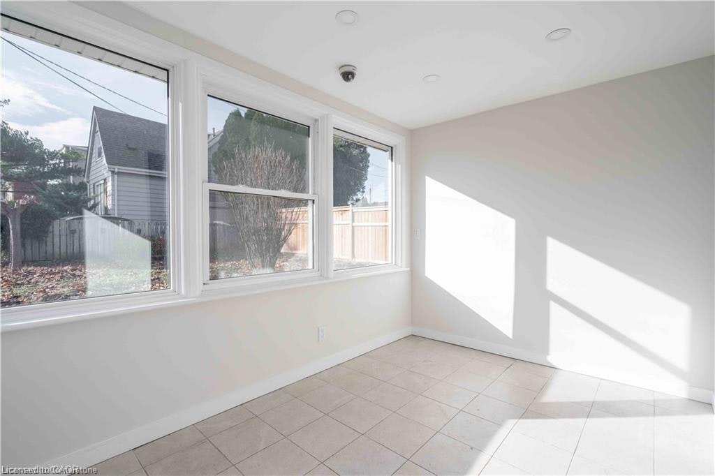 LOWER-204 Glow Avenue, Hamilton, ON, L8H 3W5 - 5