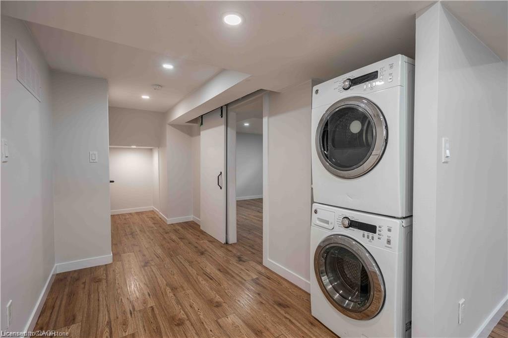 LOWER-204 Glow Avenue, Hamilton, ON, L8H 3W5 - 9