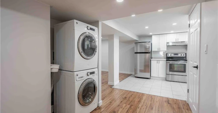 LOWER-204 Glow Avenue, Hamilton, ON, L8H 3W5 - 8