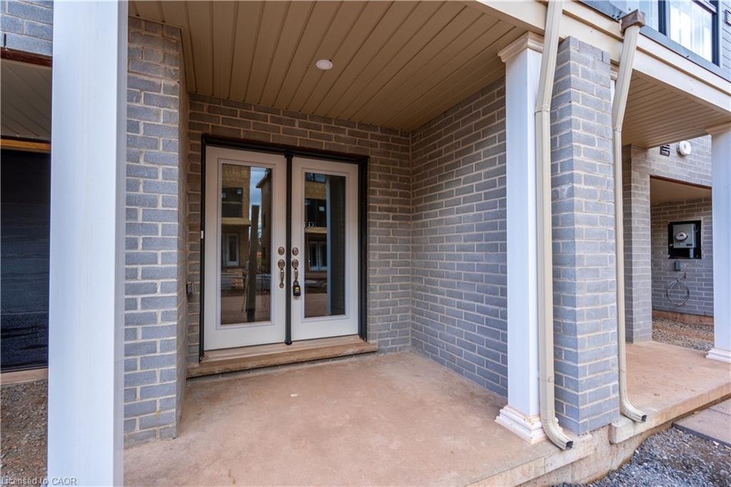 23 Dryden Lane, Hamilton, ON, L8H 0B6 - 4