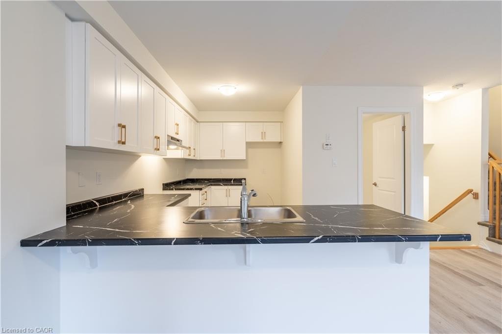 23 Dryden Lane, Hamilton, ON, L8H 0B6 - 20