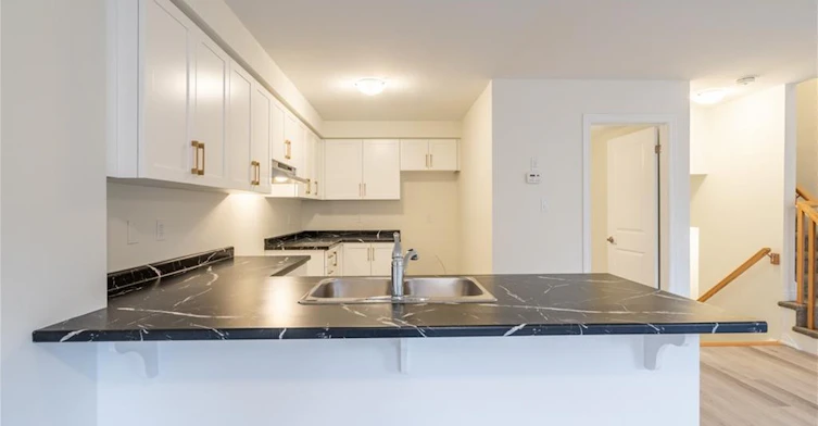 23 Dryden Lane, Hamilton, ON, L8H 0B6 - 20
