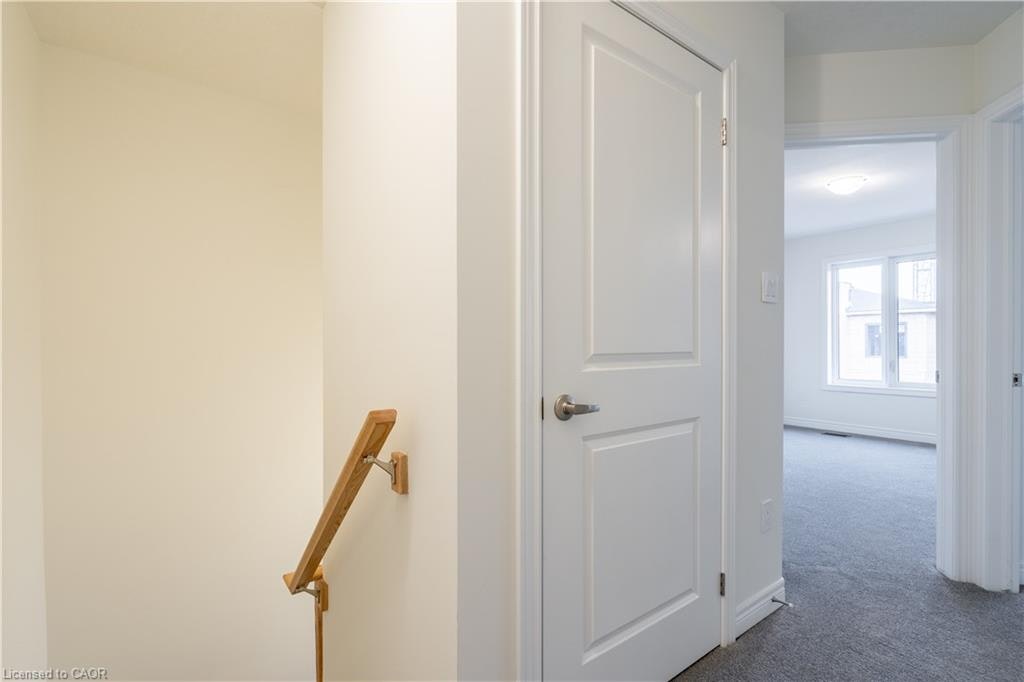 23 Dryden Lane, Hamilton, ON, L8H 0B6 - 27