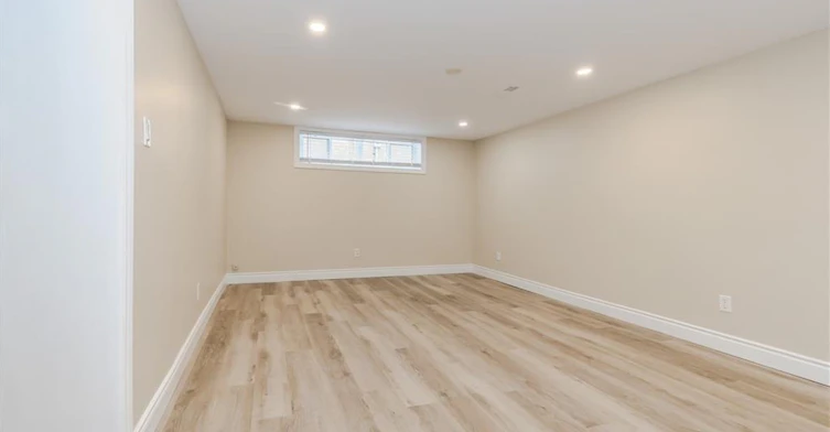 Lower-15 Edinburgh Road, Kitchener, ON, N2B 1M4 - 6