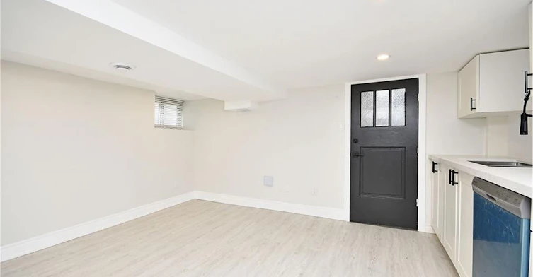 Lower-47 Emerald Street N, Hamilton, ON, L8L 5K2 - 3