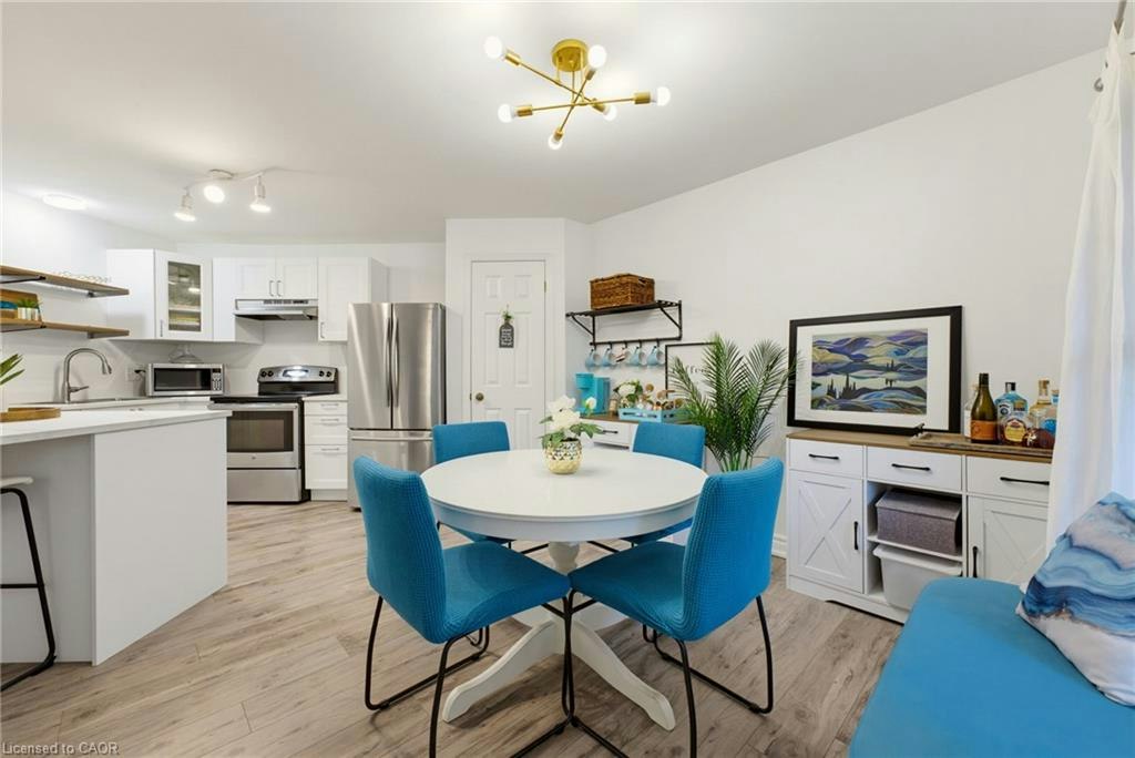 309-1210 Thorpe Road, Burlington, ON, L7S 2G8