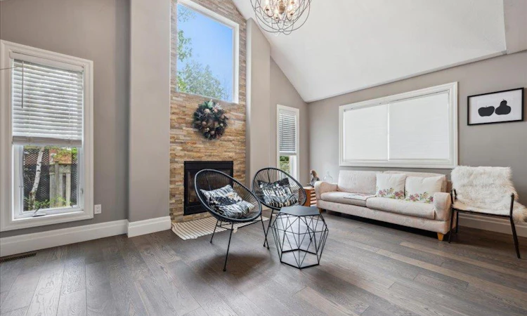 537 Havendale Place