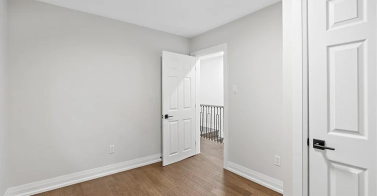 Upper-23 Somerset Avenue, Hamilton, ON, L8L 2L4 - 15