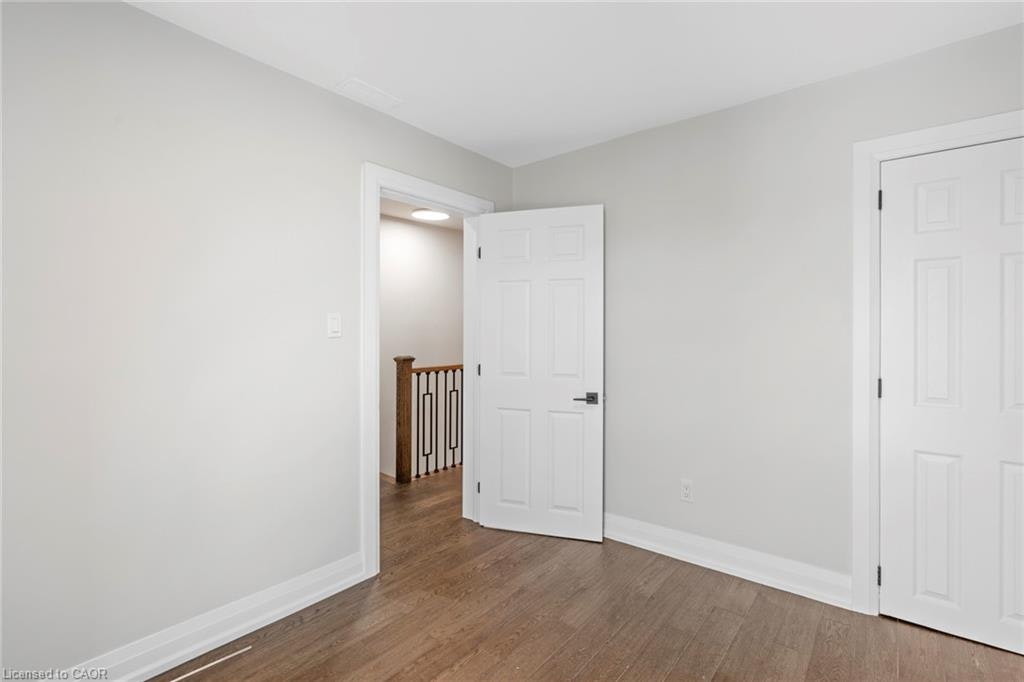 Upper-23 Somerset Avenue, Hamilton, ON, L8L 2L4 - 17