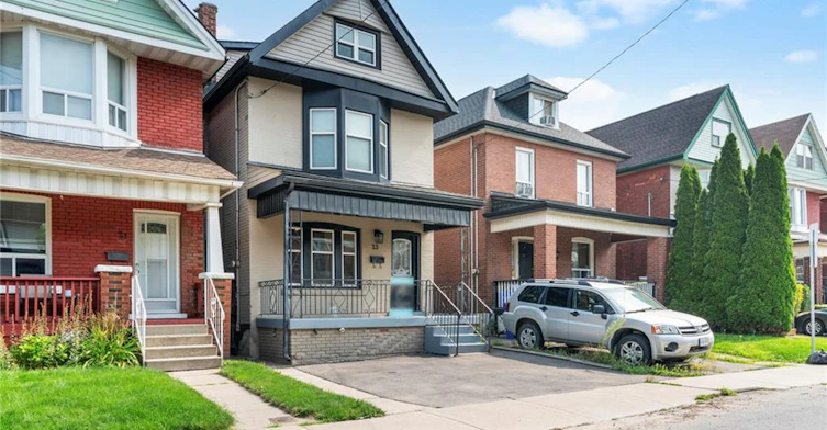 Upper-23 Somerset Avenue, Hamilton, ON, L8L 2L4 - 2