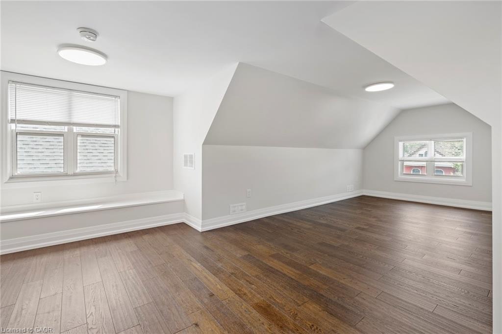 Upper-23 Somerset Avenue, Hamilton, ON, L8L 2L4 - 19