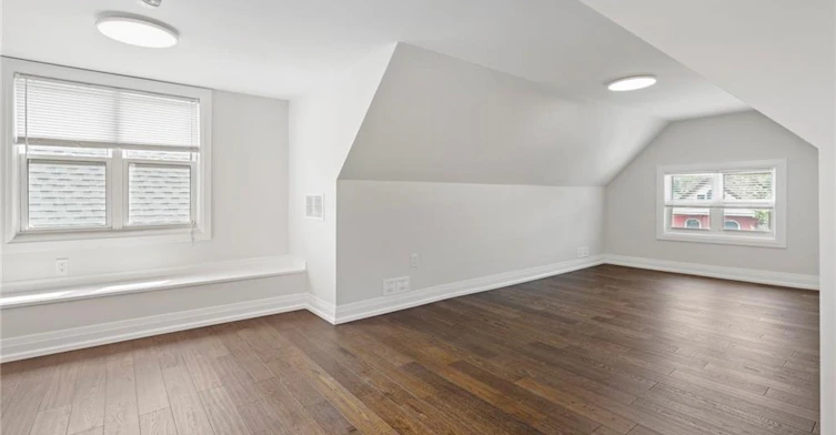 Upper-23 Somerset Avenue, Hamilton, ON, L8L 2L4 - 19